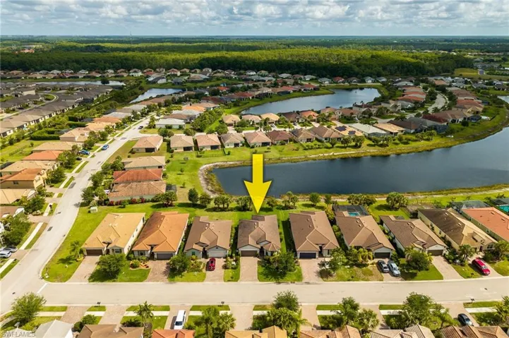 16013 Palmetto Prairie Dr, Alva, Florida 33920