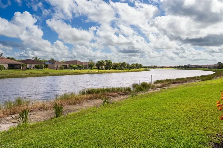 16013 Palmetto Prairie Dr, Alva, Florida 33920