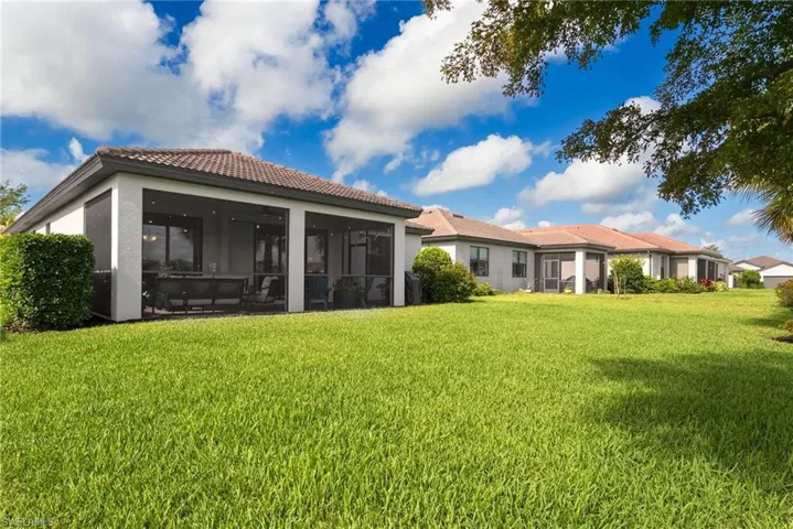 16013 Palmetto Prairie Dr, Alva, Florida 33920