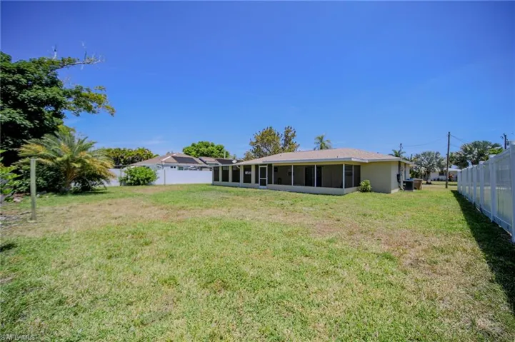 3732 SE 1st  AVE, Cape Coral, FL 33904