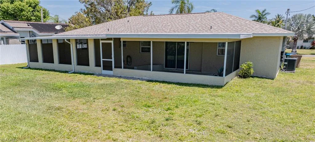 3732 SE 1st  AVE, Cape Coral, FL 33904