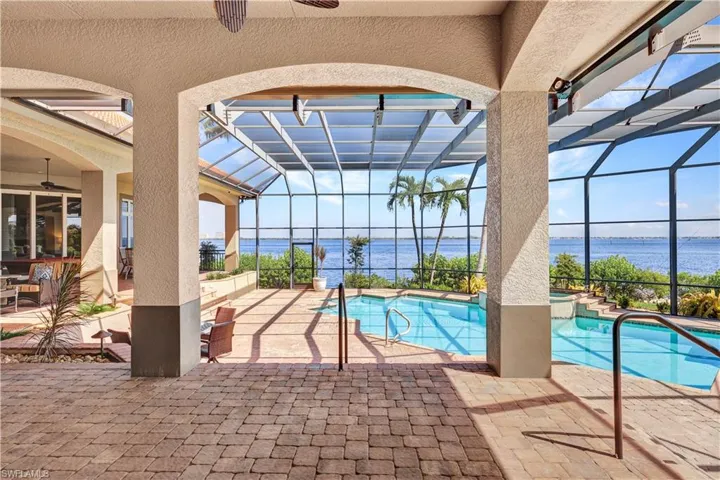 Pool, Spa, Lanai and endless water views