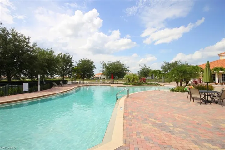 1720  BIRDIE  DR, Naples, FL 34120