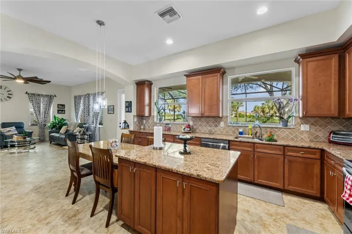 1720  BIRDIE  DR, Naples, FL 34120