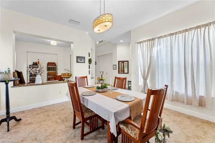 1720  BIRDIE  DR, Naples, FL 34120