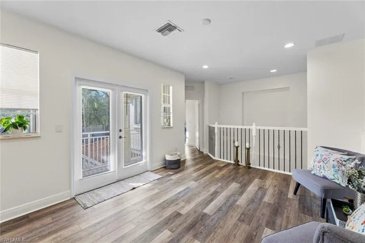 1720  BIRDIE  DR, Naples, FL 34120
