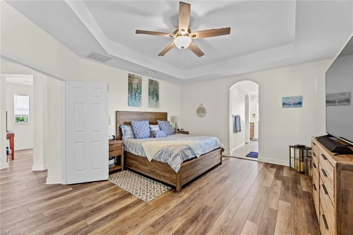1720  BIRDIE  DR, Naples, FL 34120