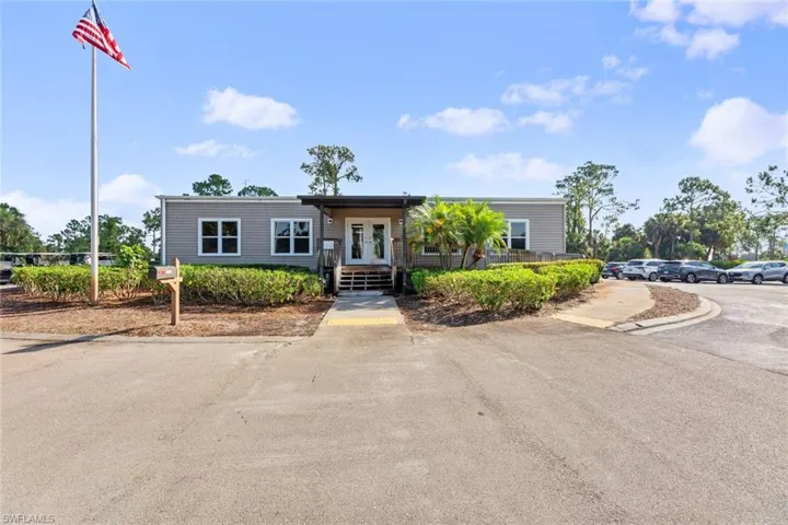 1720  BIRDIE  DR, Naples, FL 34120