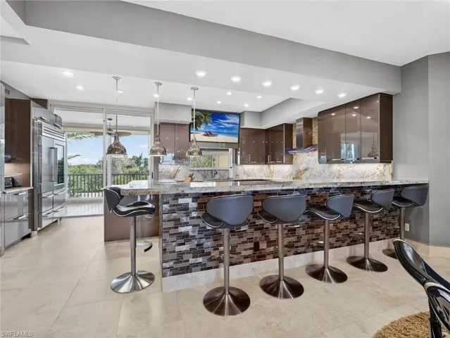 Breakfast Bar