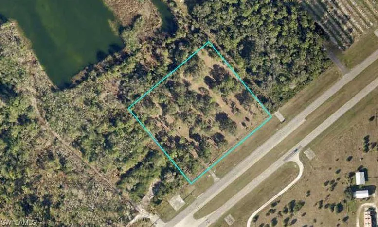 2490 W SR 80, LaBelle, FL 33935