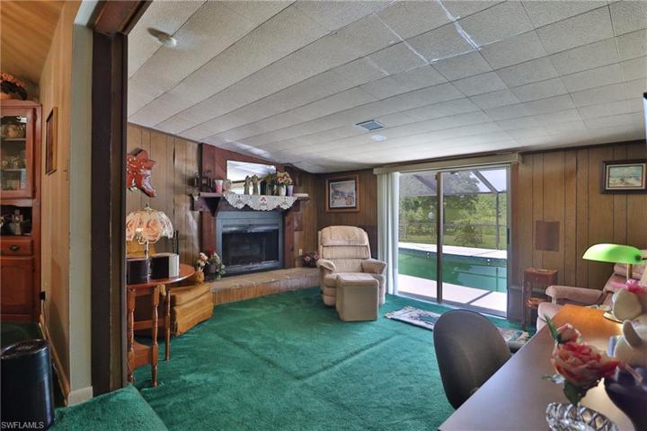 Main House Den/Flex Room