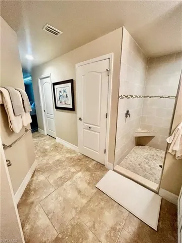 2552 Sw 28th Ave, Cape Coral, Florida 33914
