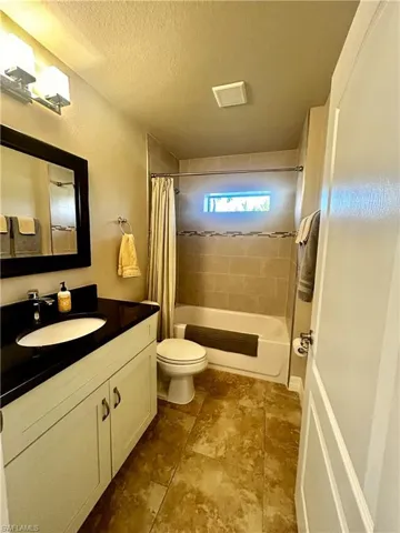 2552 Sw 28th Ave, Cape Coral, Florida 33914