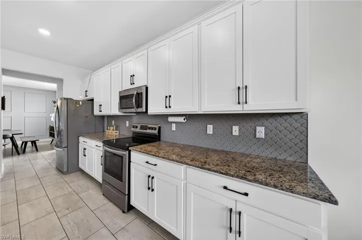 11380 Timber Creek Dr, Fort Myers, Florida 33913