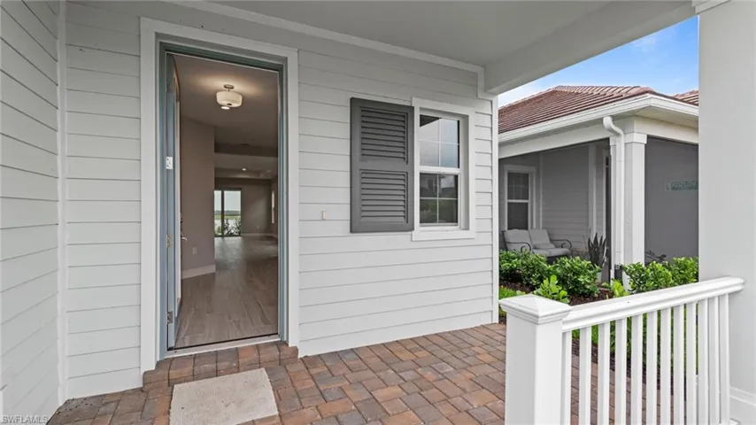 4568  Centaurus  CIR, Naples, FL 34120