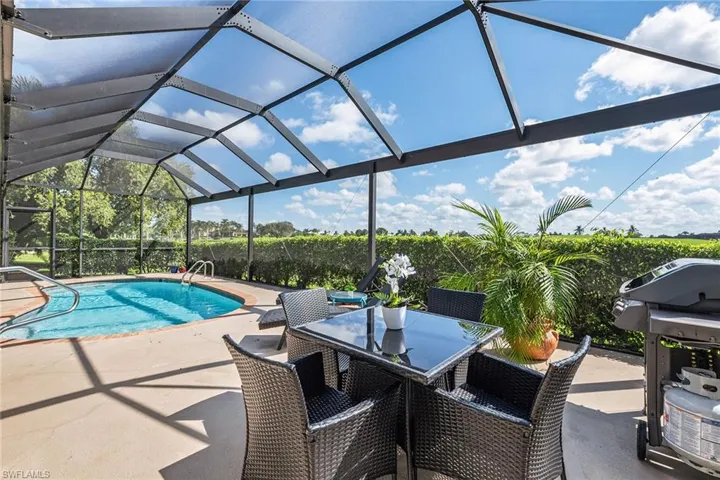 7156  Falcons Glen  BLVD, Naples, FL 34113