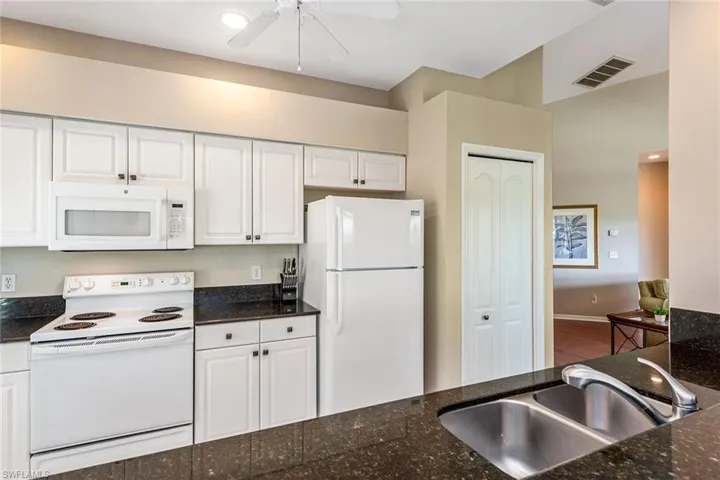 7156  Falcons Glen  BLVD, Naples, FL 34113