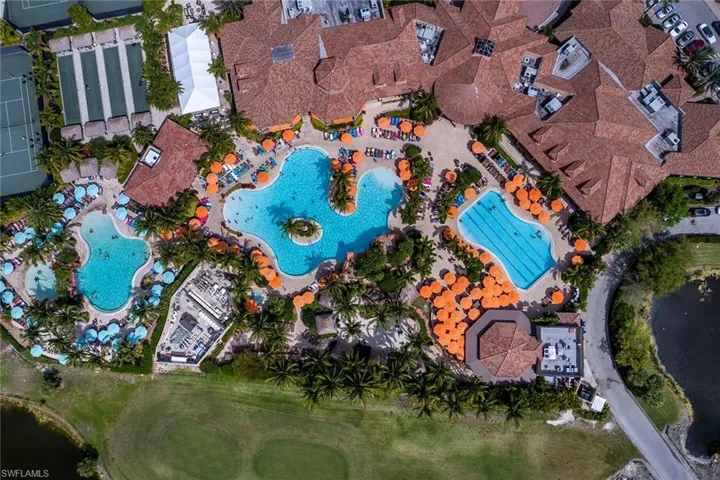 7156  Falcons Glen  BLVD, Naples, FL 34113