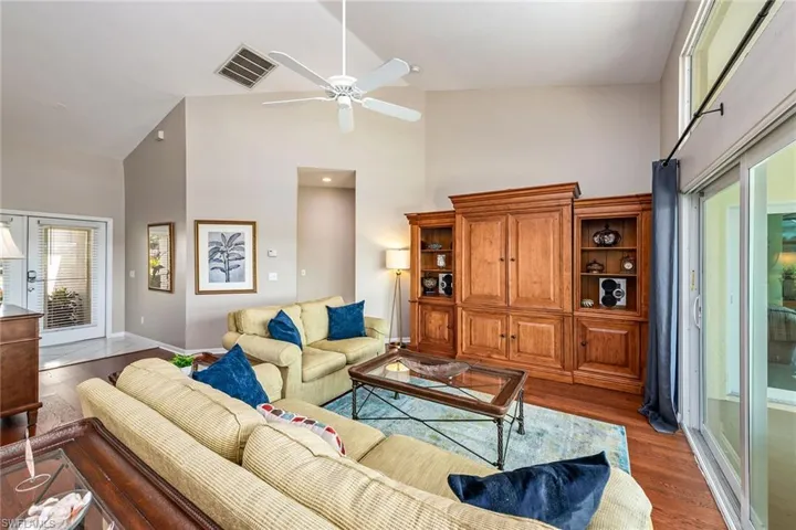7156  Falcons Glen  BLVD, Naples, FL 34113