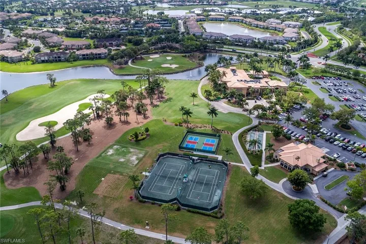 7156  Falcons Glen  BLVD, Naples, FL 34113