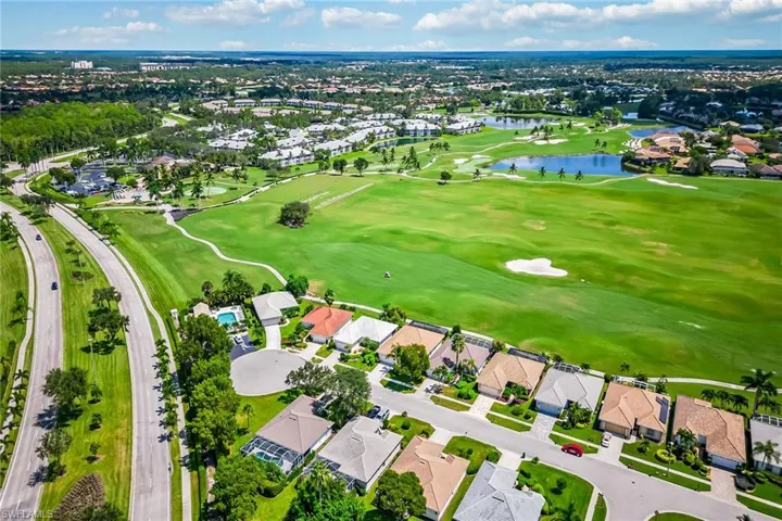 7156  Falcons Glen  BLVD, Naples, FL 34113