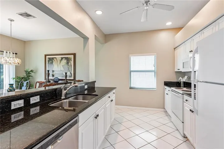 7156  Falcons Glen  BLVD, Naples, FL 34113