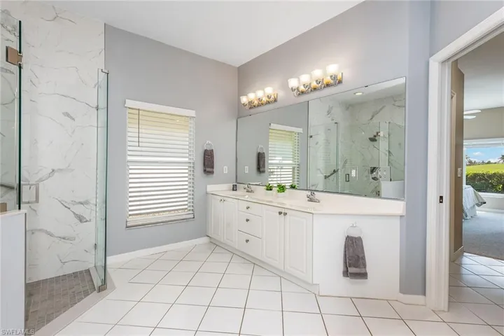 7156  Falcons Glen  BLVD, Naples, FL 34113