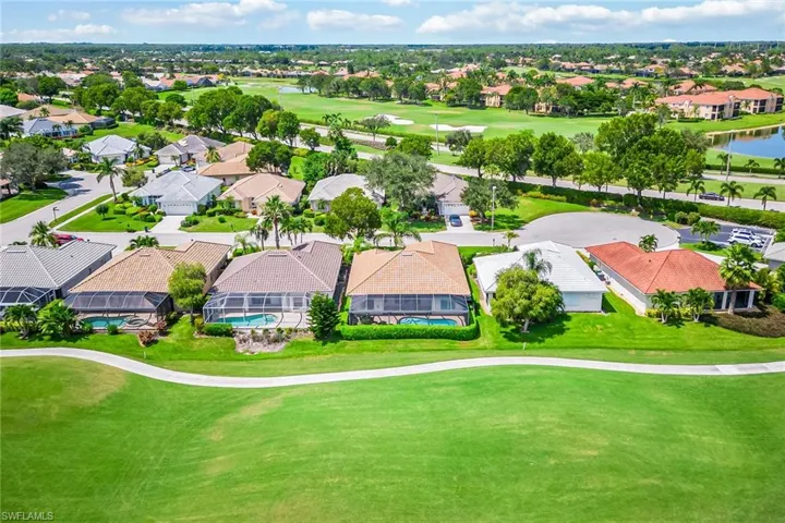 7156  Falcons Glen  BLVD, Naples, FL 34113