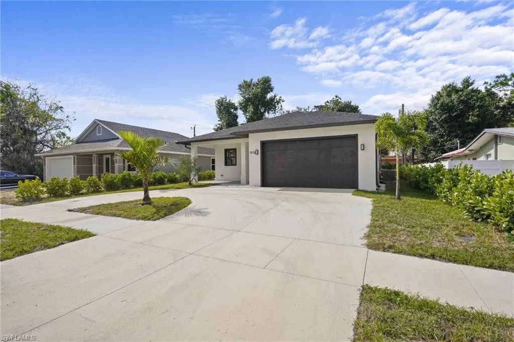 1916 Jefferson AVE, Fort Myers, FL 33901,225040414