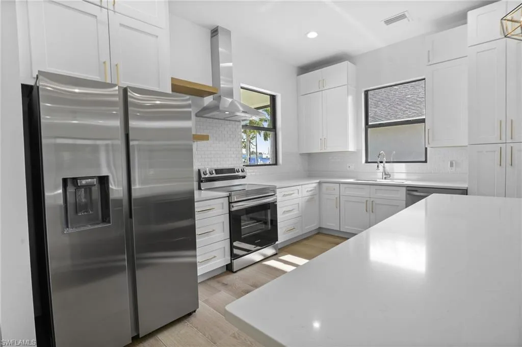 1916 Jefferson AVE, Fort Myers, FL 33901,225040414
