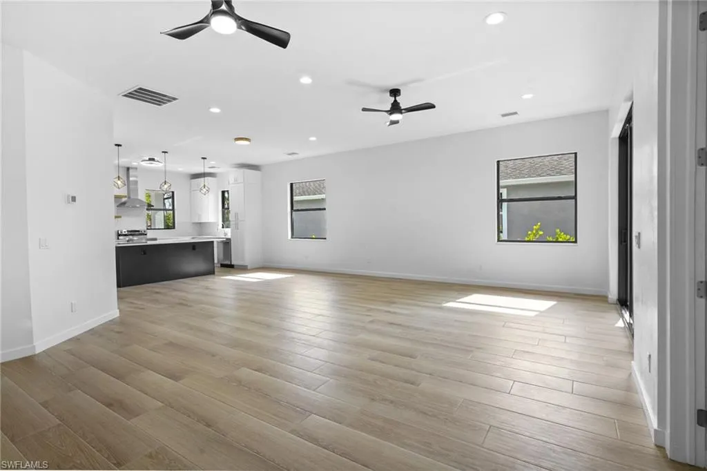 1916 Jefferson AVE, Fort Myers, FL 33901,225040414