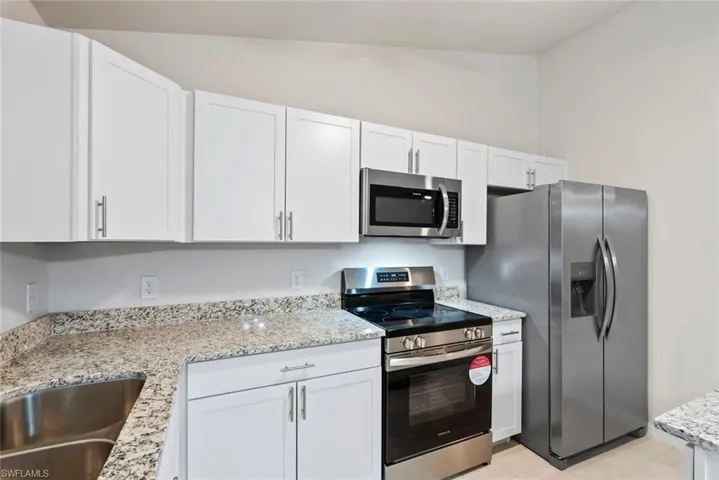 1125 Ne 11th Ter, Cape Coral, Florida 33909