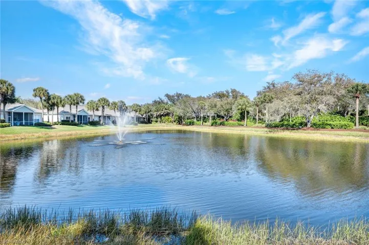 Enjoy fountain views from you lanai all winter long....