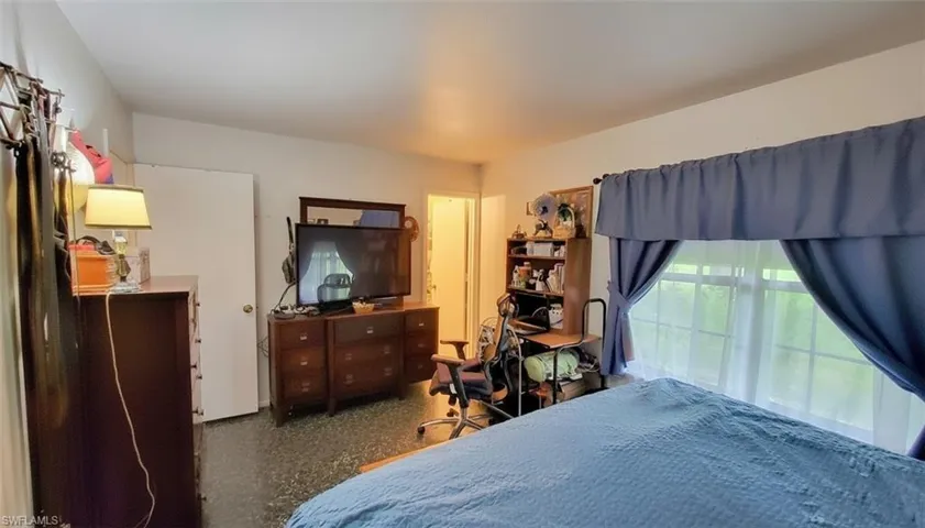 4001 Bishop Cir, Labelle, Florida 33935