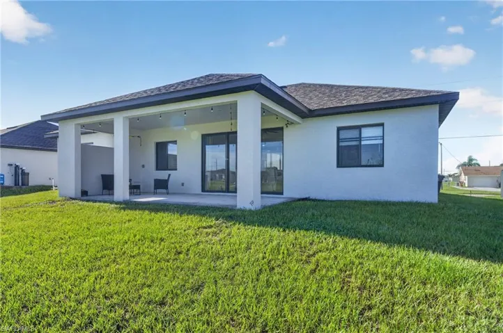 2431 Tropicana Pkwy W, Cape Coral, Florida 33993