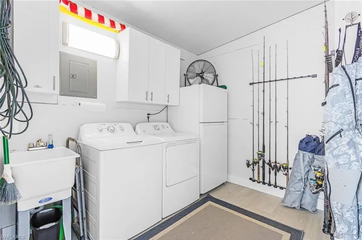 3019 Bowsprit Ln, St. James City, Florida 33956