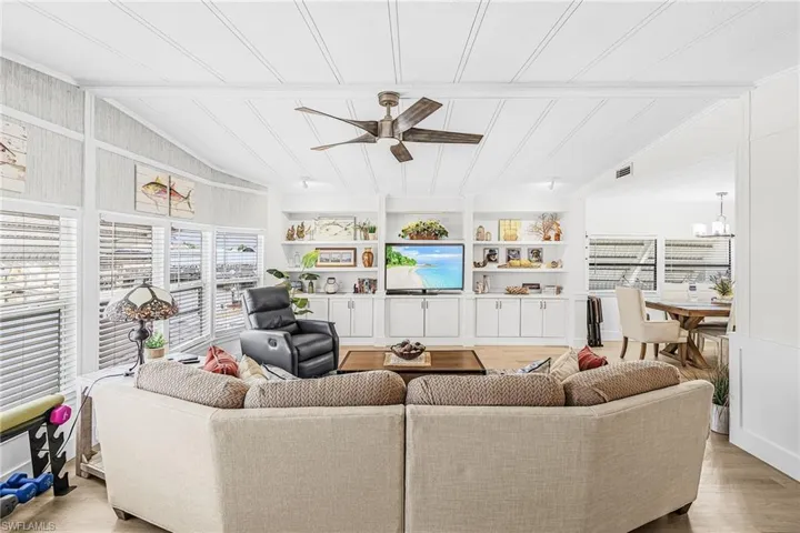 3019 Bowsprit Ln, St. James City, Florida 33956