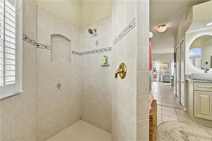 24337 Contra Costa Ln, Punta Gorda, Florida 33955
