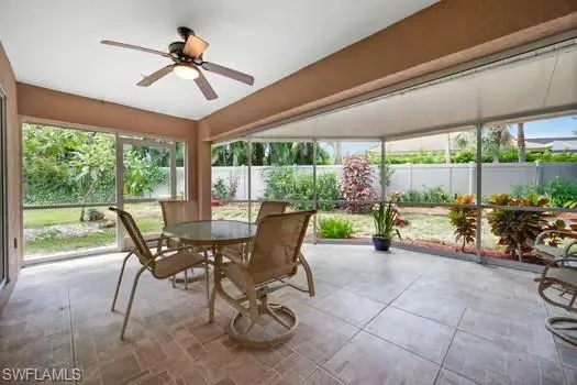 Sunroom with healthy amount of natural light