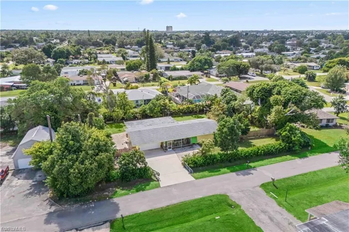 Easy access in and out of the neighborhood