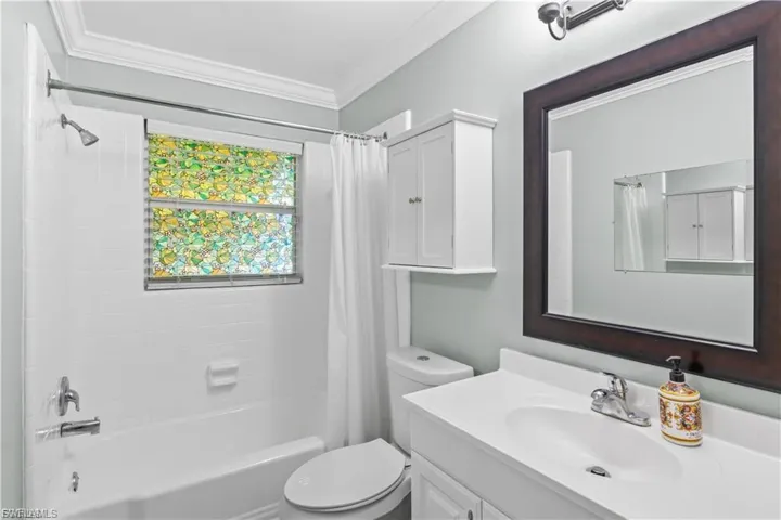 Guest Full Bath