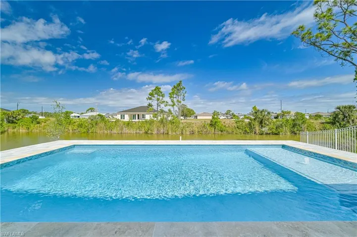 4156 Ne 9th Pl, Cape Coral Fl 33909