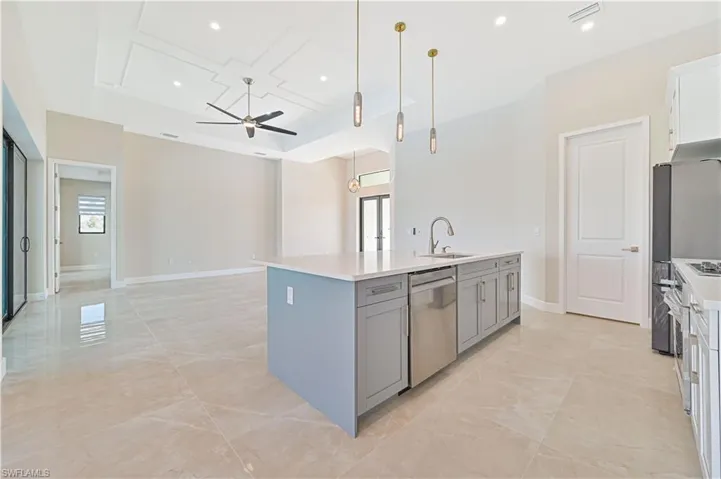 4156 Ne 9th Pl, Cape Coral Fl 33909