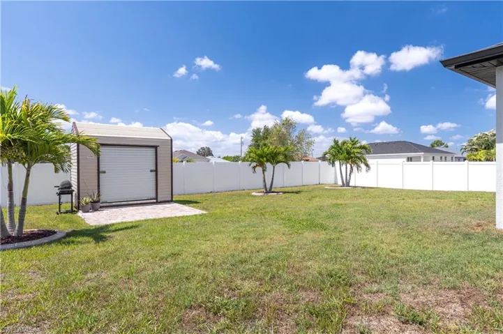 402 Nw 18th Ter, Cape Coral, Florida 33993