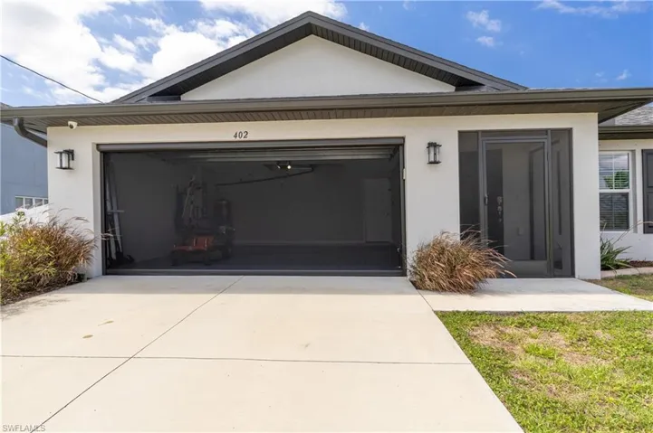 Electric Screen Garage Rolldown, Screened Front entry