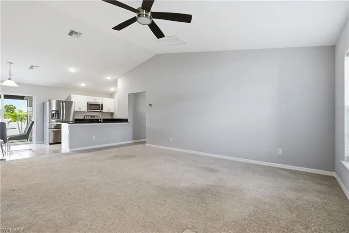 402 Nw 18th Ter, Cape Coral, Florida 33993