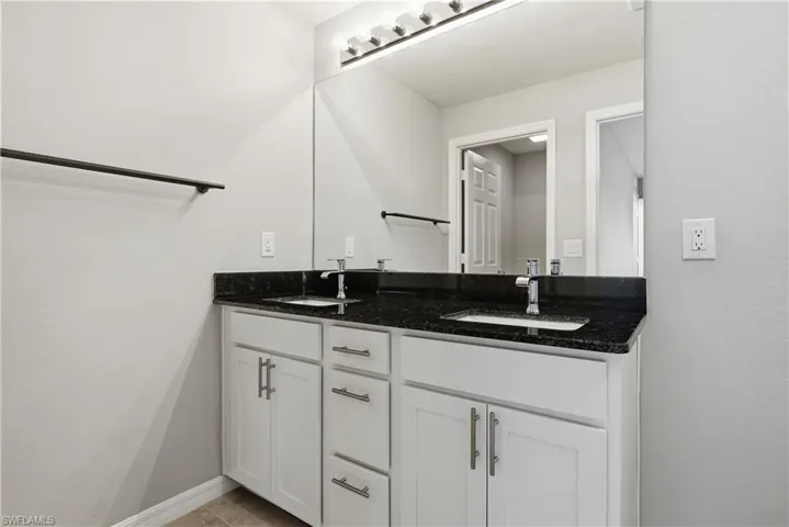 402 Nw 18th Ter, Cape Coral, Florida 33993