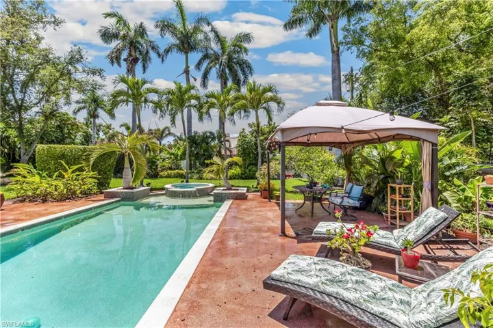 1335  Barcelona  AVE, Fort Myers, FL 33901