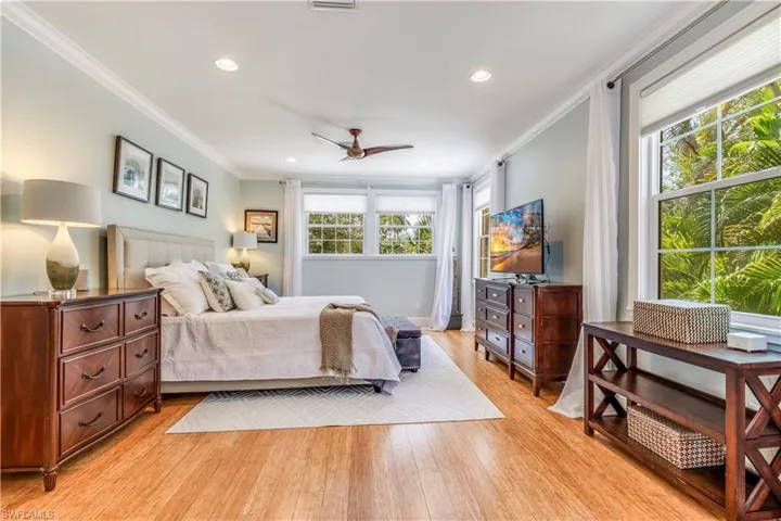 1335  Barcelona  AVE, Fort Myers, FL 33901