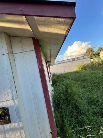 1254  Piney  RD, North Fort Myers, FL 33903